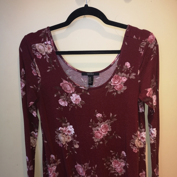 Forever 21 Floral Dress/Long Sleeve - Picture 3 of 3